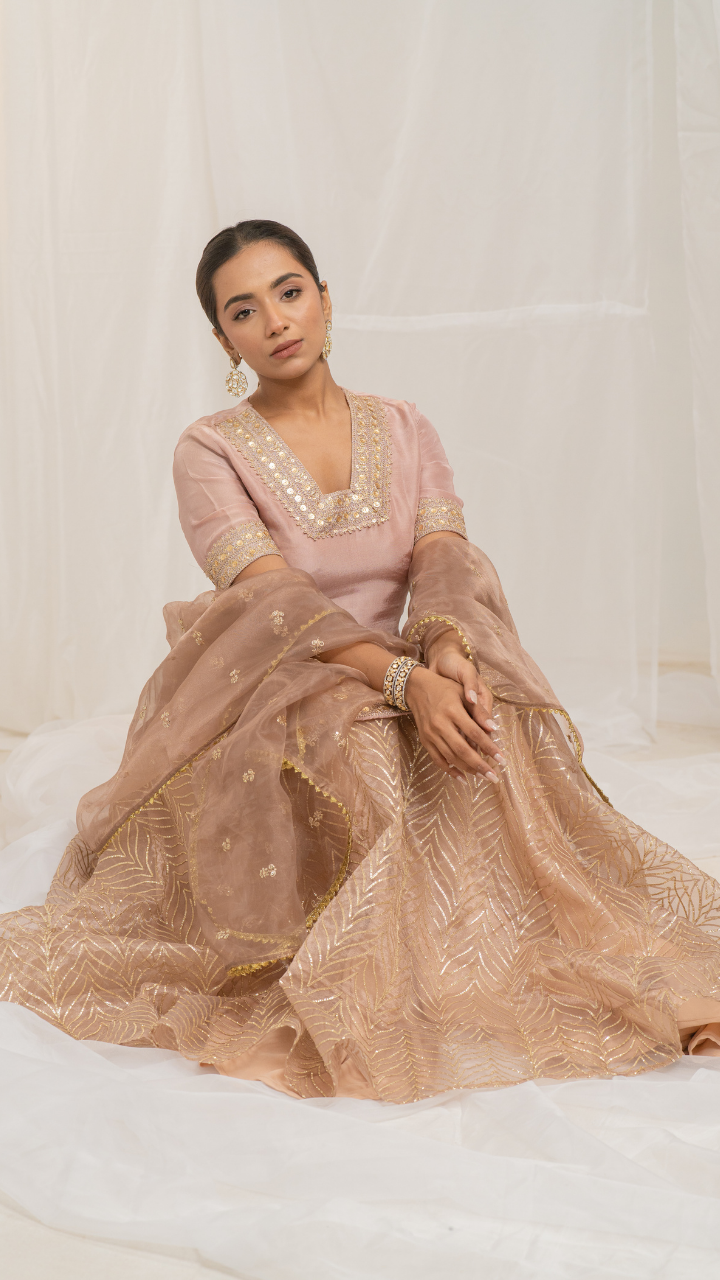 Kaleji Rose Gold Silk Kurta Set with Organza Lehenga and Dupatta