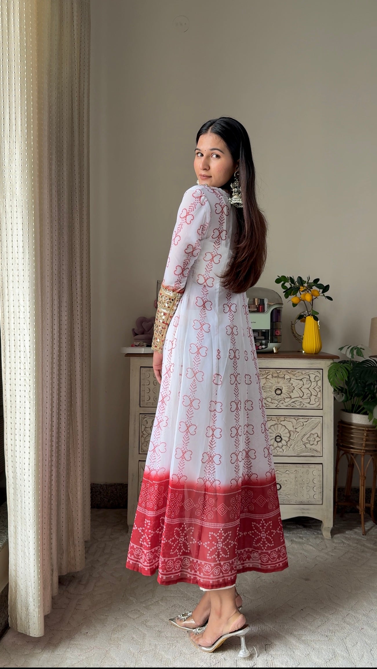 Laal Gulab Mirror Kurta Pant