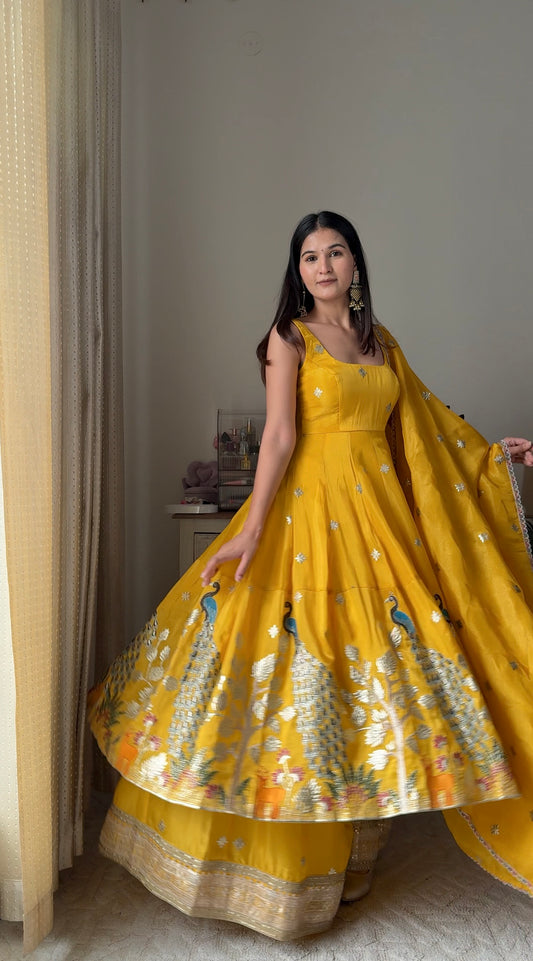 Surajmukhi Peacock Anarkali
