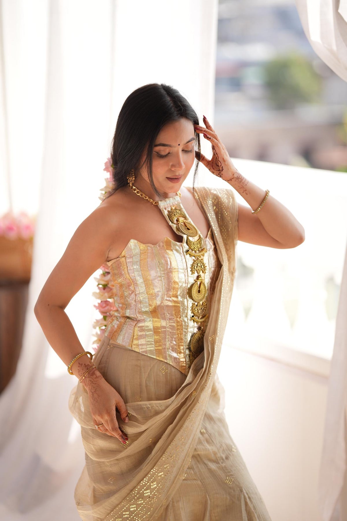 Champagne Grace Golden Foil Fish-Cut Skirt Set