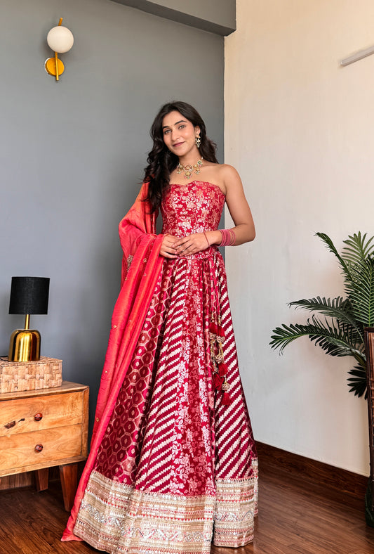 Red Corset Lehenga Dupatta