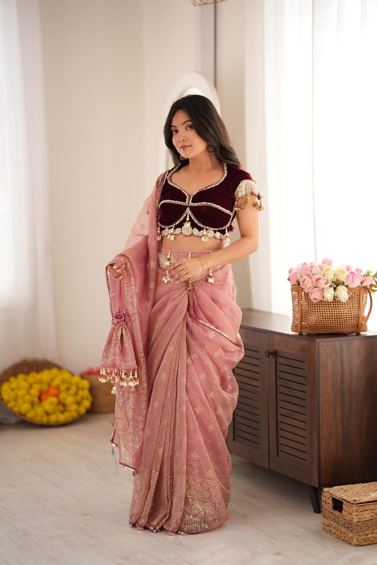 Gulabi Tashan & Tevar Saree Set